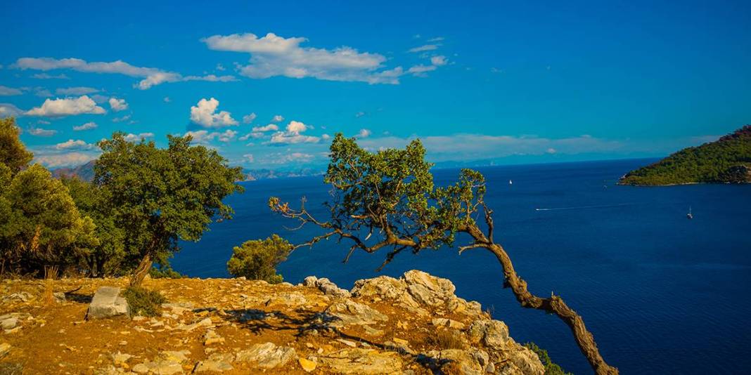 Tarih ve doğanın buluşma noktasına 30 dakikada ulaşın! Ege’de saklı koy: Keşfedilmeyi bekleyen güzellikler dolu 6